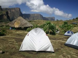 Campamento en el Trekking Montañas Simien