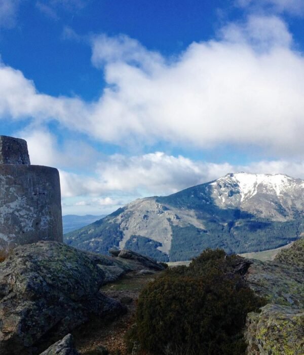 Ascenso al Pico Perdiguera: La Ruta Secreta con las Mejores Vistas de la Sierra de Guadarrama