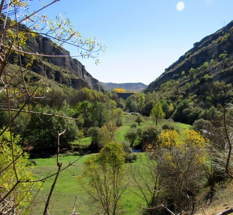 Experiencia Sierra Norte: Cumbres, Pantano y Cañón
